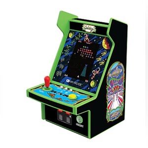 Galaga retro style mini arcade video game